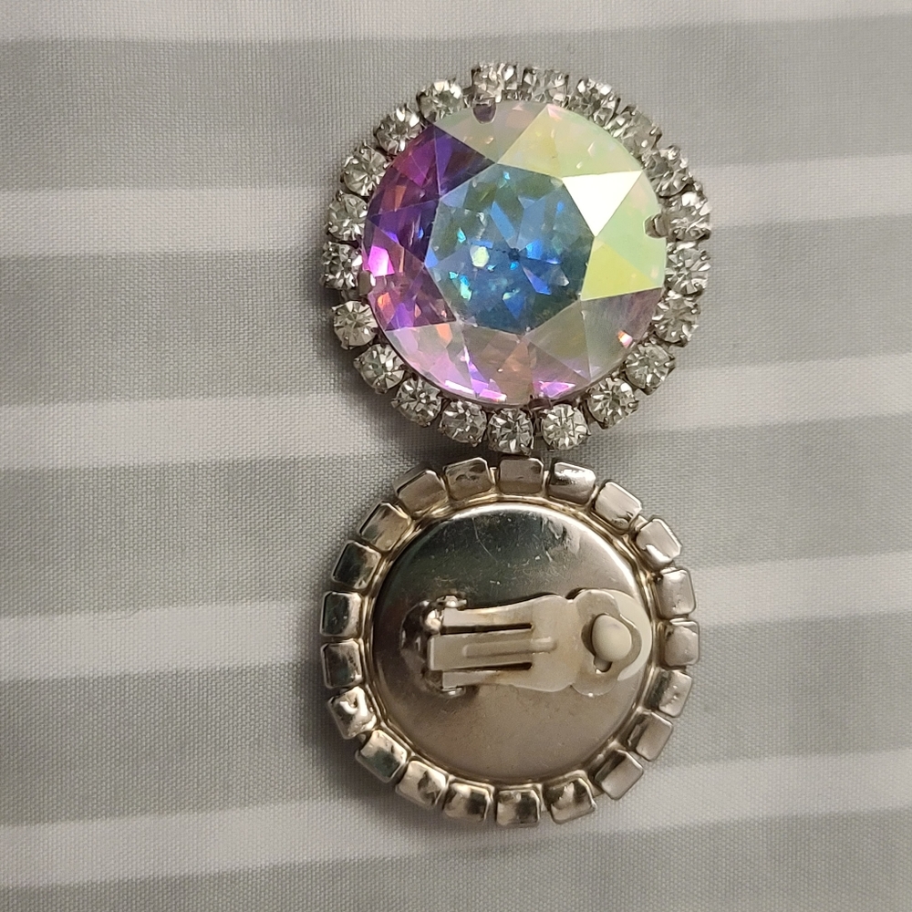 Large statement clipons. - Picture 4 of 6